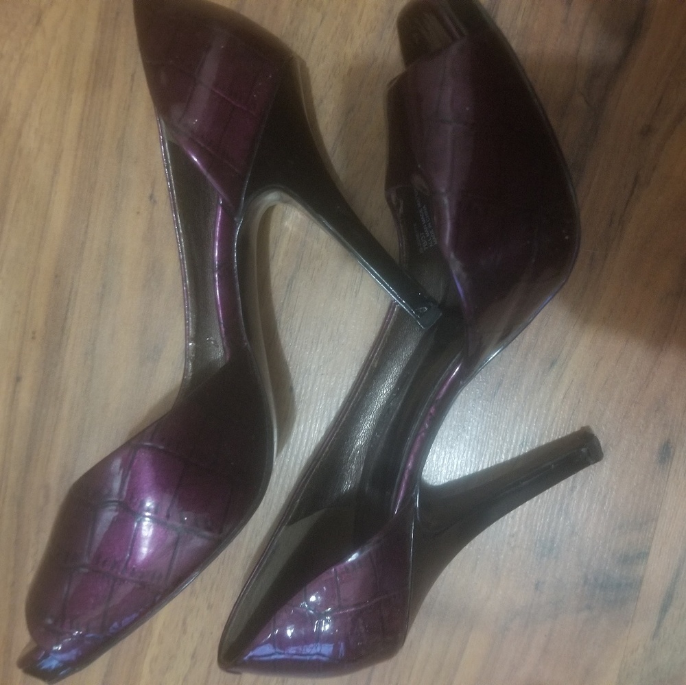 Jessica Simpson size 7 heels
